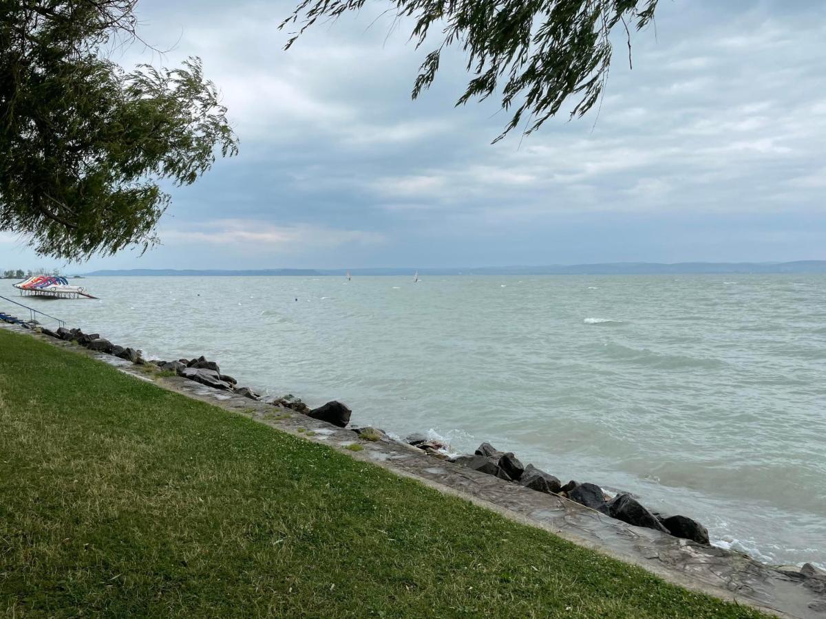 Bodnar Apartman Siófok Esterno foto