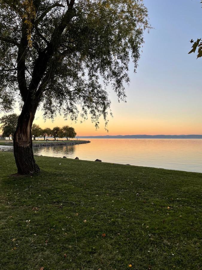 Bodnar Apartman Siófok Esterno foto